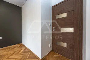 Instalace moderních dveří Praha